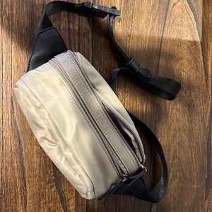 Grey with black straps and silver zipper fanny pack